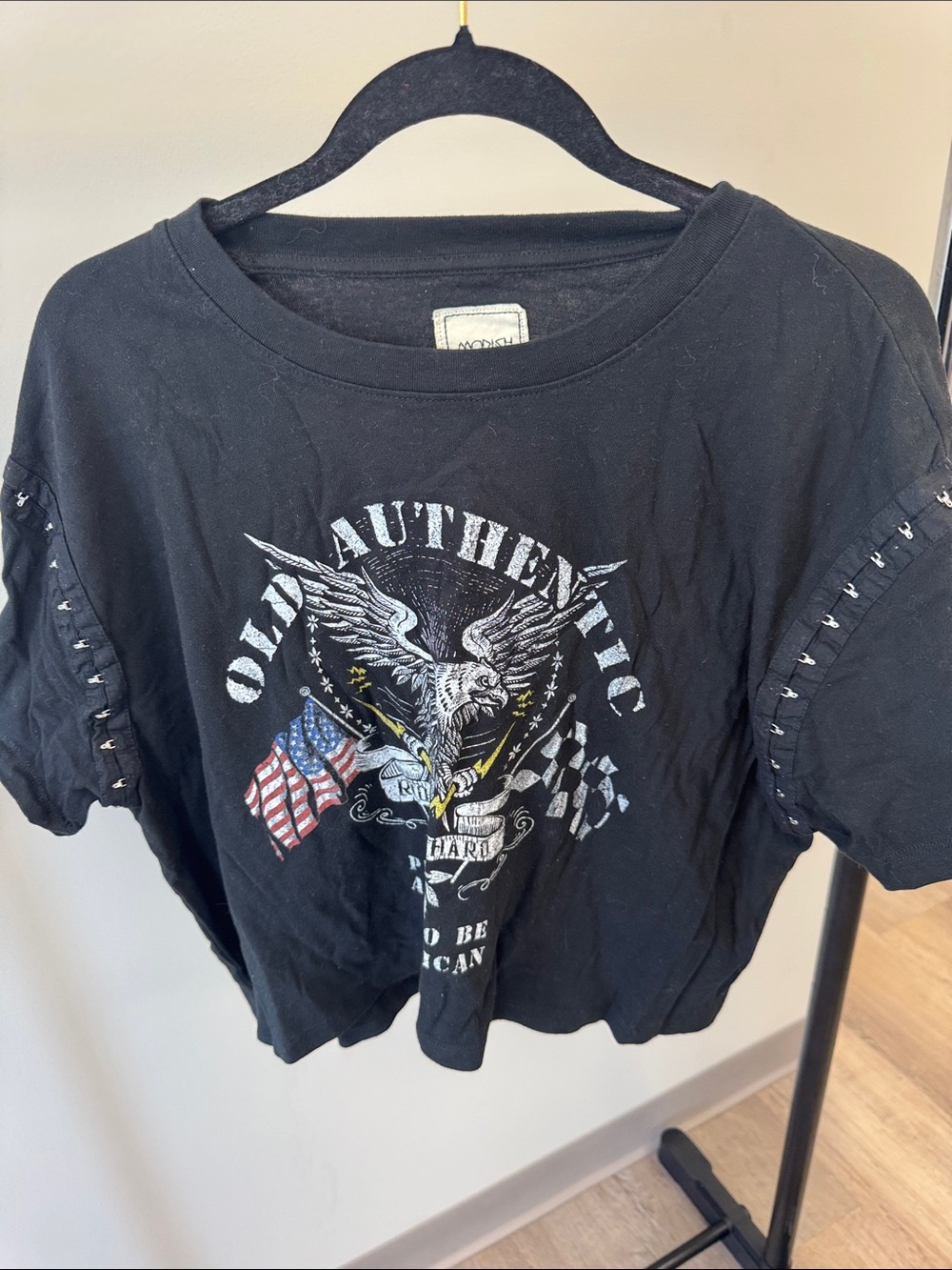 Buckle Black Graphic Eagle Crop Top with Flags